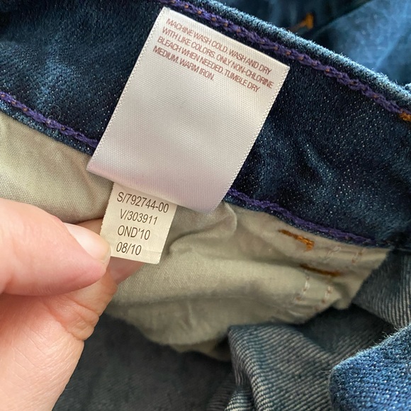 Old Navy The Diva Jeans 14 Reg Flare Leg Stretch Dark Blue Denim Embroidered Pkt - Picture 7 of 7